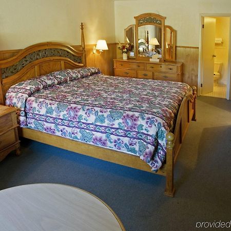 Americas Best Value Inn - 切萨皮克 客房 照片